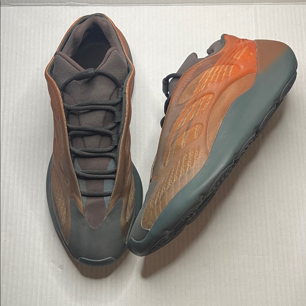 🆕listing…Yeezys